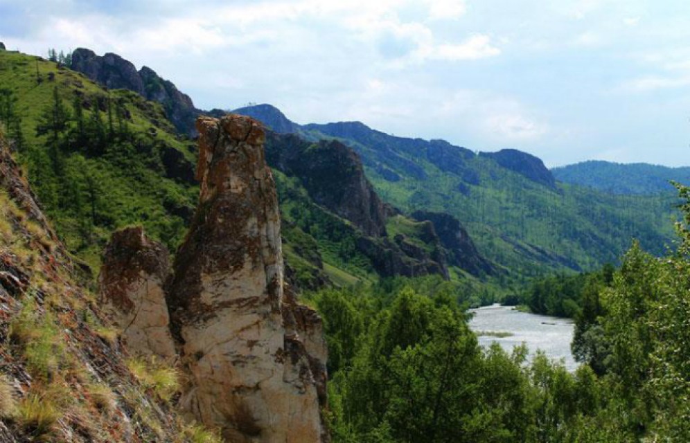 В Абакане состоялась публичная лекция геолога Вячеслава Ермакова