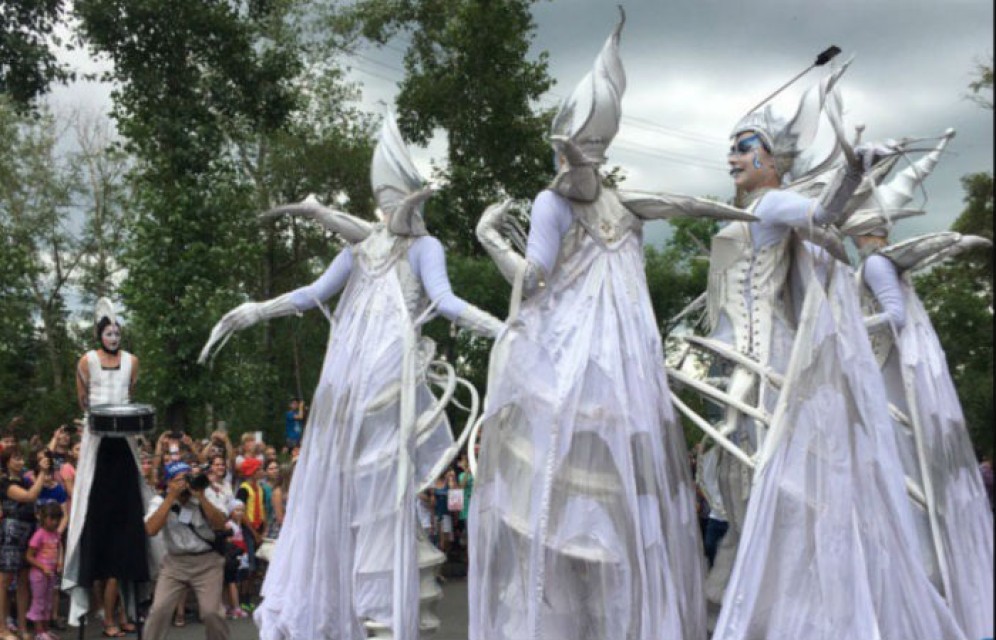 "Чир Чайаан" в Хакасии открылся театрализованным шествием