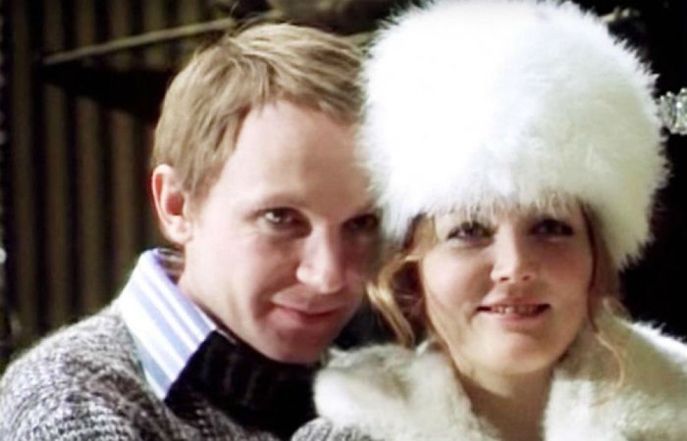 Enjoykin выпустил новогодний ролик по мотивам «Иронии судьбы» 